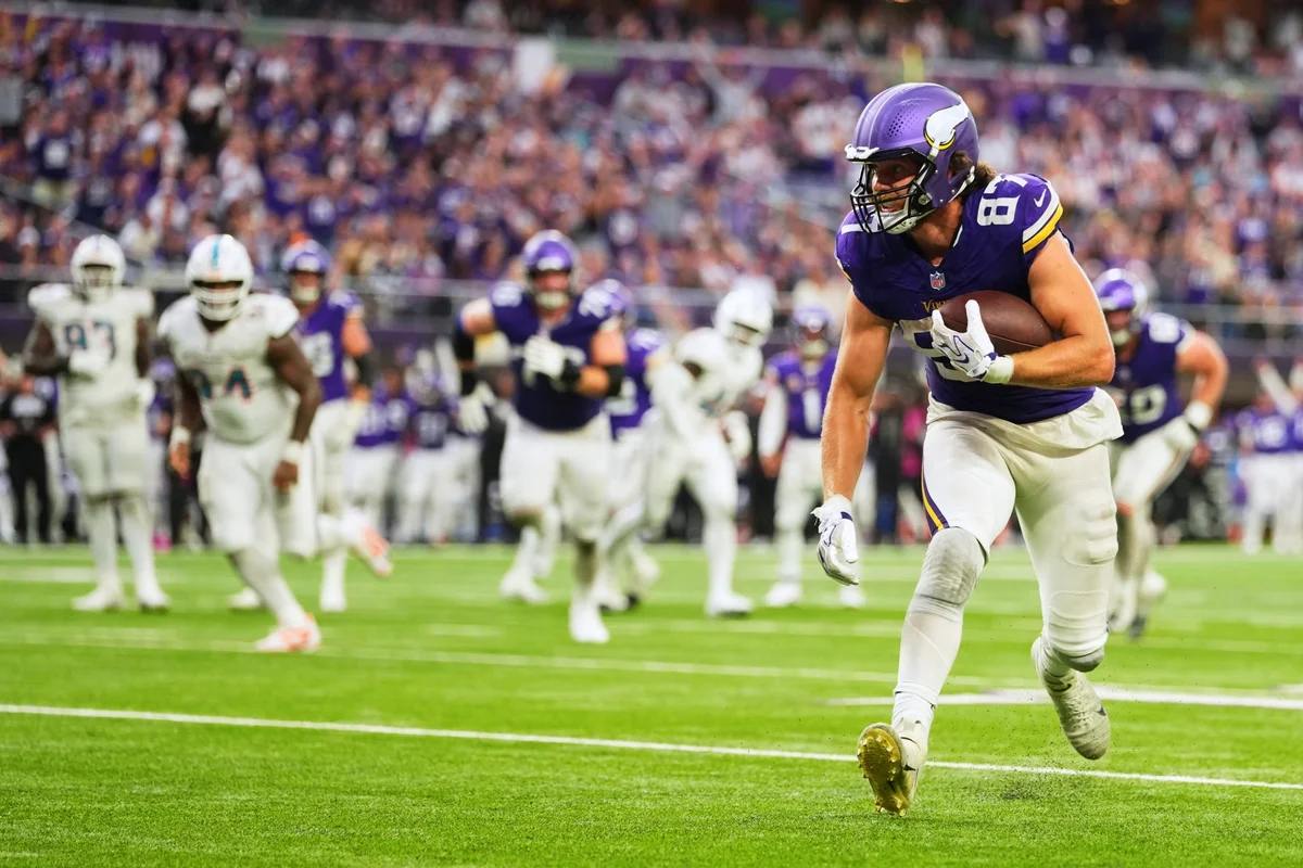 Chiefs, Vikings e 49ers seguem invictos; veja resultados da semana 4 da NFL
