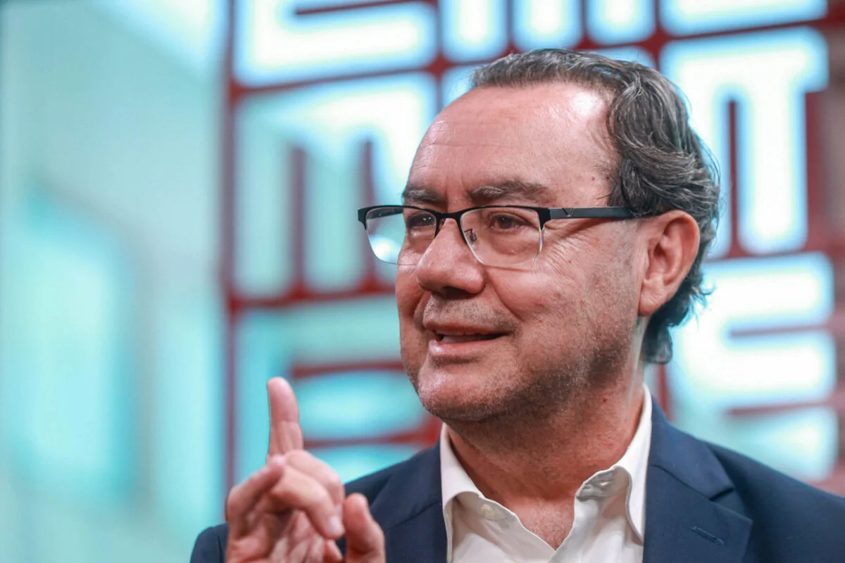 Imagem da matéria: Augusto Cury diz que famílias de Lula e Flávio “sequestraram” o Brasil