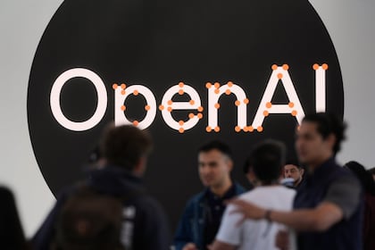 Q&A: Brian Eno sobre o relançamento da Opal Records, 'Music for Airports', IA e Palestina