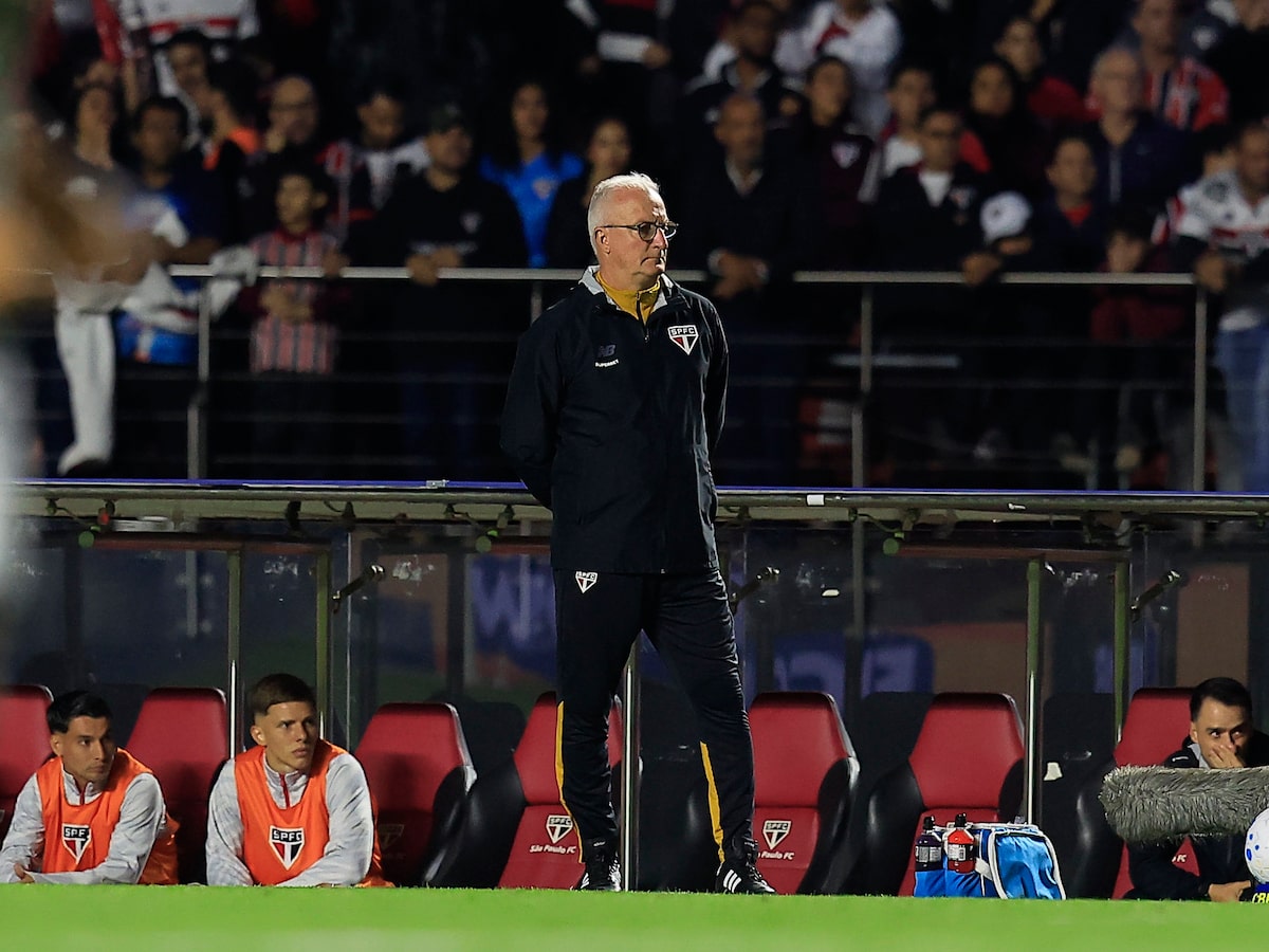 Dorival Júnior destaca atuação do São Paulo apesar do resultado e cobra união no clube