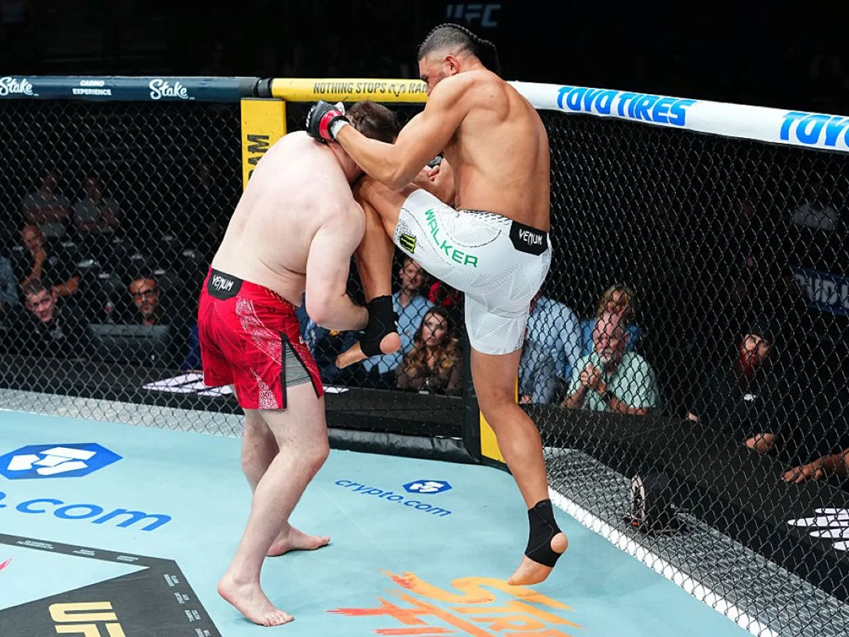 Card preliminar do UFC 332 tem seis nocautes em sete lutas