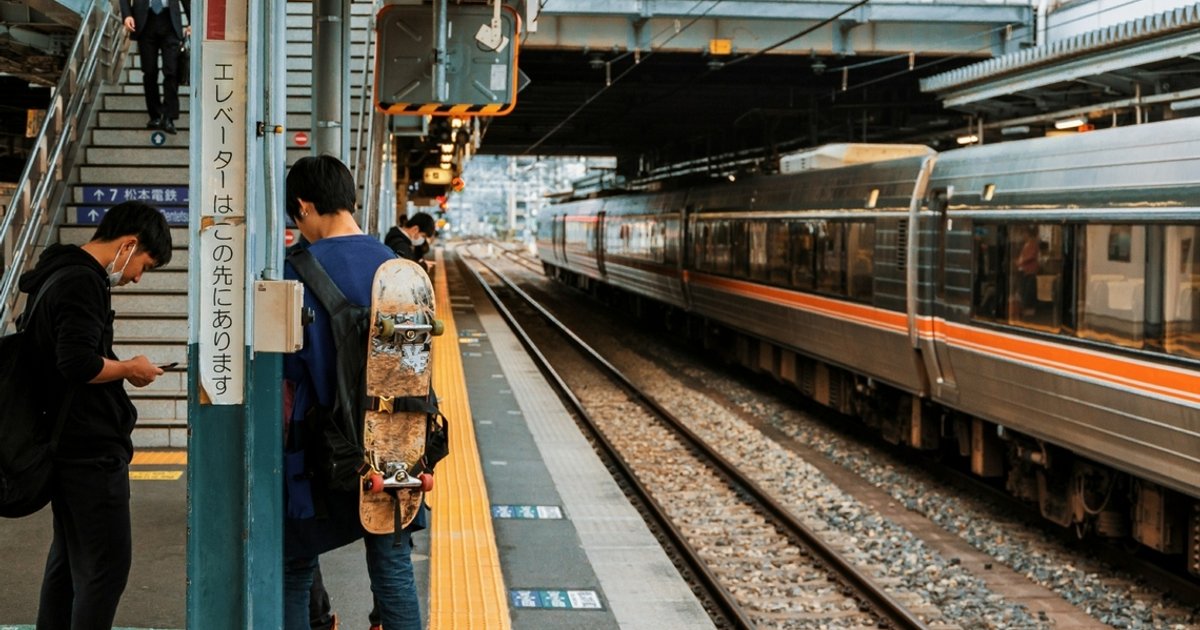 O Japão enfrenta o novo perfil da delinquência juvenil na era das redes sociais