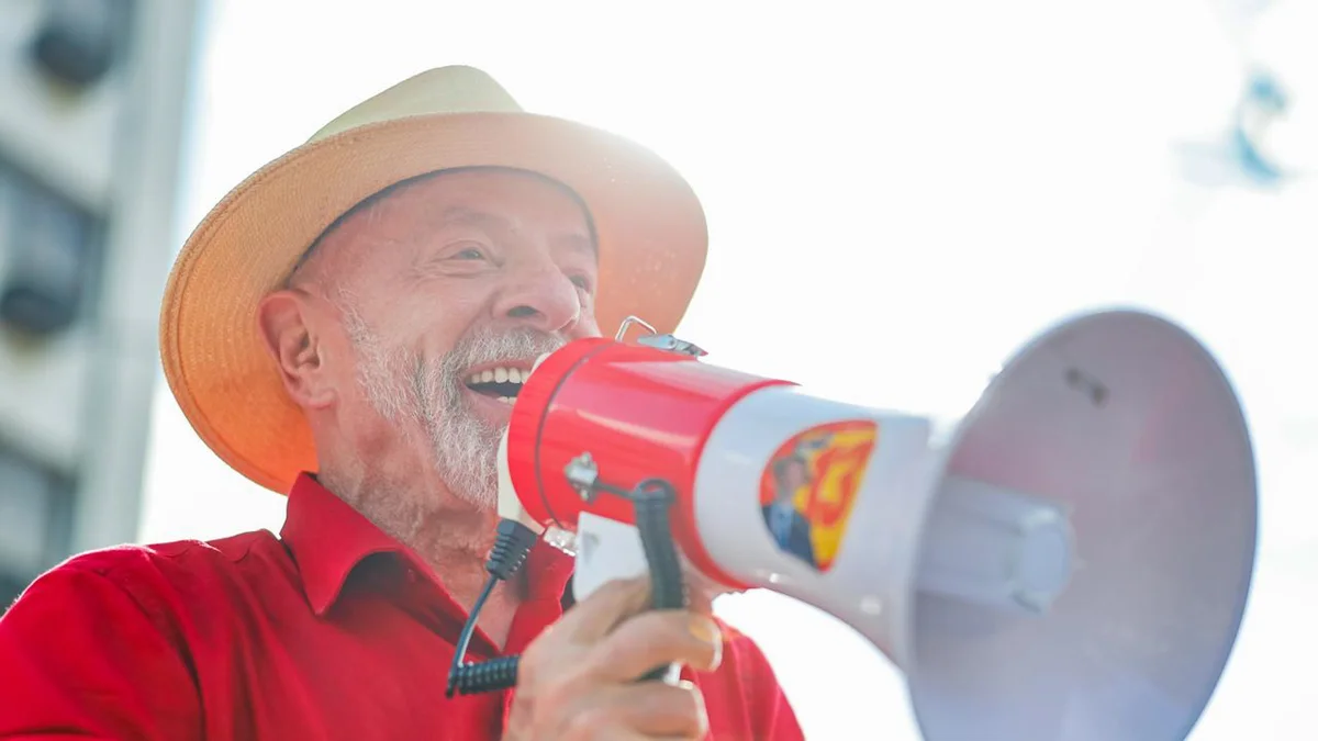 Quaest: aprovação de Lula é maior que desaprovação pela 1ª vez desde agosto