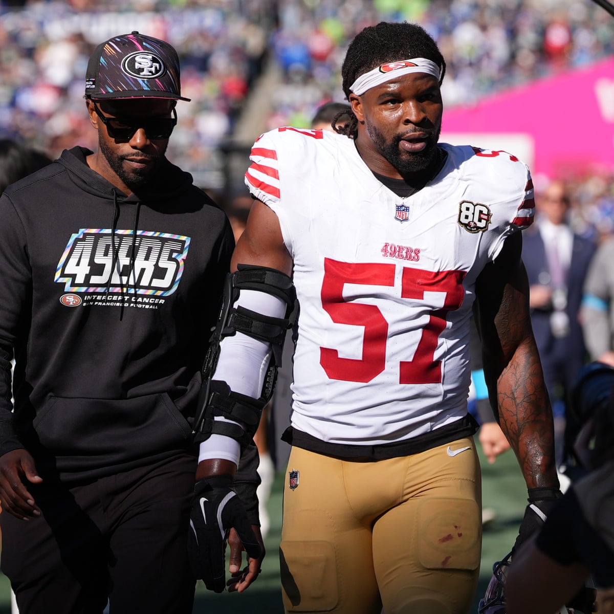 Dre Greenlaw dos 49ers suspenso após cabeçada que deixa o adversário sangrando