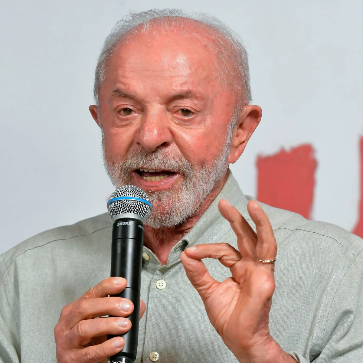 "Bets viraram uma desgraça para o povo pobre", afirma Lula