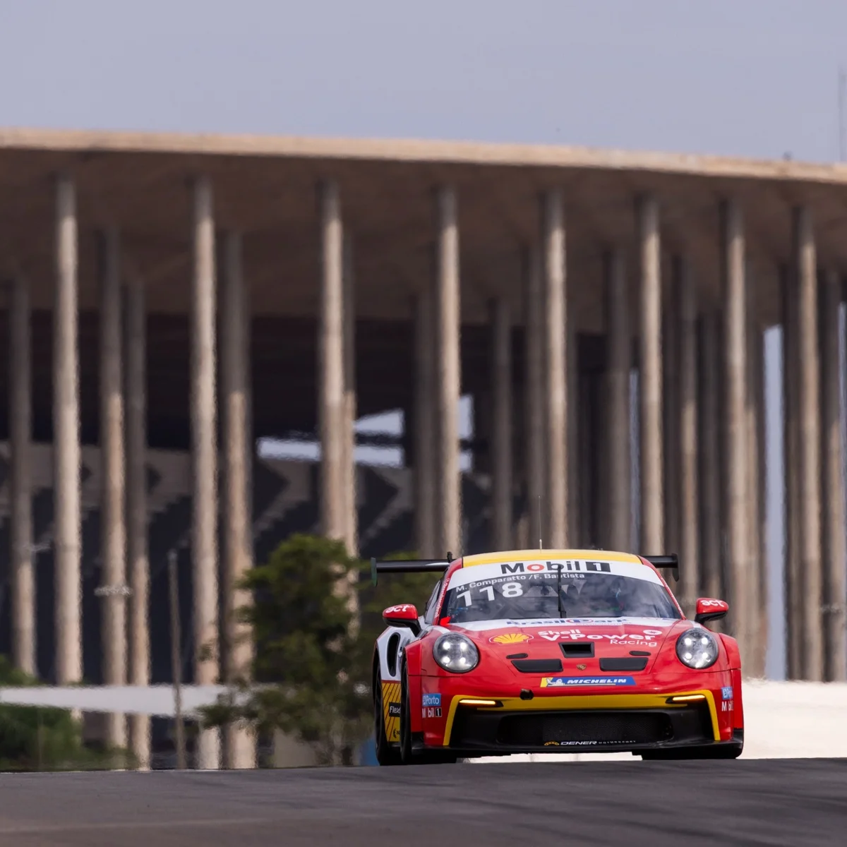 Veja como ficou o pódio da categoria Carrera na Porsche Cup em Brasília