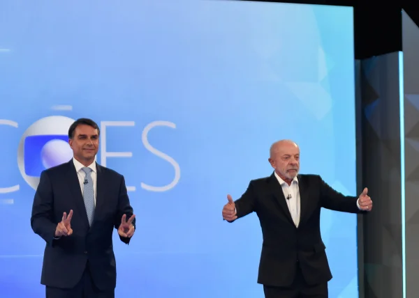 Lula e Flávio melhoraram na Globo, mas petista venceu no saldo de pontos