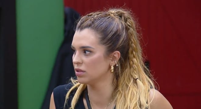 Murilo Dias e Ariela Carasso têm atrito e peoa chora: ‘Um monte de gente desejou meu mal’
